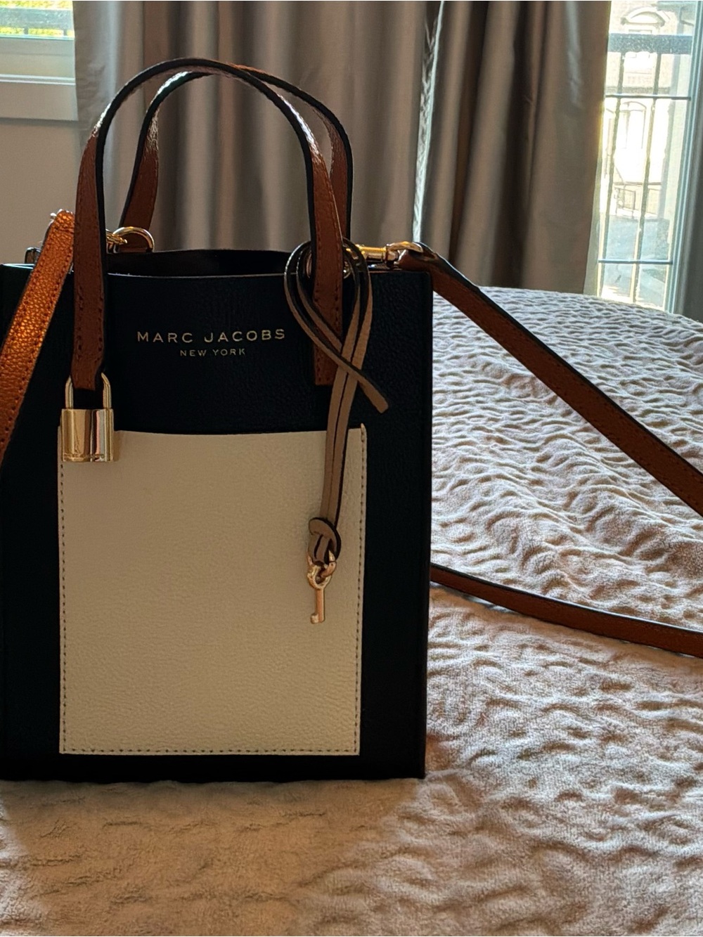 Marc Jacobs Calfskin Micro Grind Tote Bag- Smoked Almond Multicolour